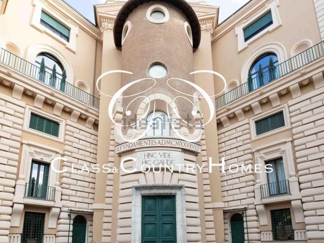 Appartamento in affitto di 570 m² in Via Bonaldo Stringher