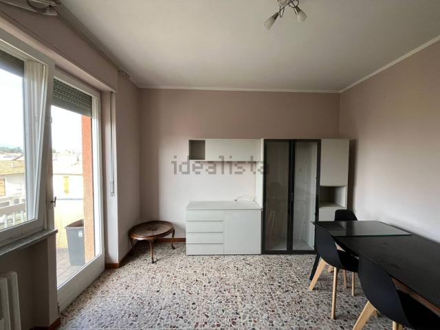 Appartamento in affitto di 58 m² in Via Martiri della Libertà, 3