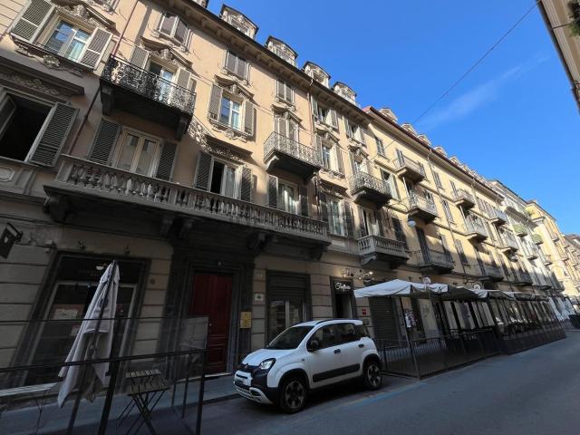 Appartamento in affitto di 58 m² in Via Maria Vittoria, 34