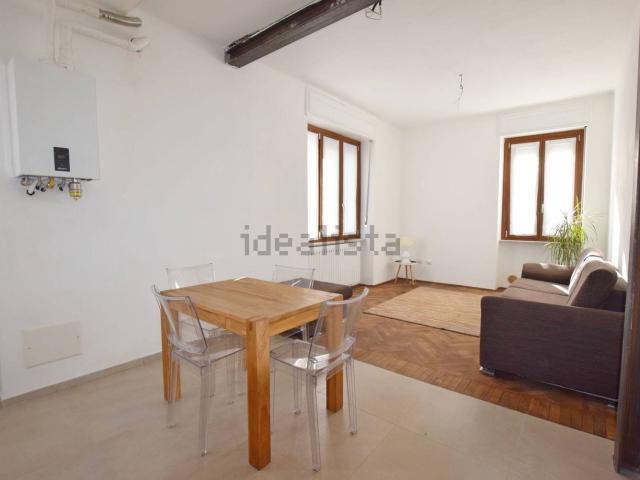 Appartamento in affitto di 59 m² in Corso Italia, 24