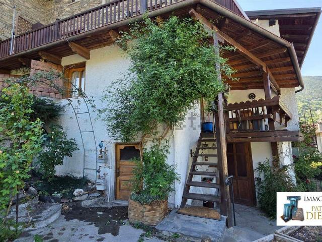 Appartamento in affitto di 59 m² in Frazione Ferriere, 2