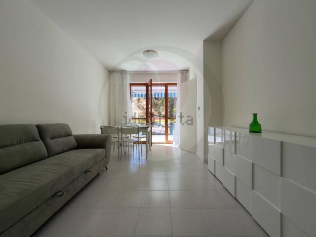 Appartamento in affitto di 59 m² in Via Alberto Barrella, 33