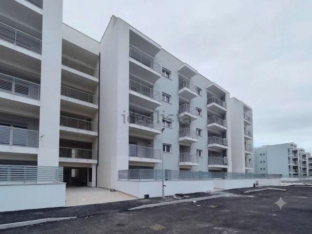 Appartamento in affitto di 59 m² in Via Pratica di Mare, 52
