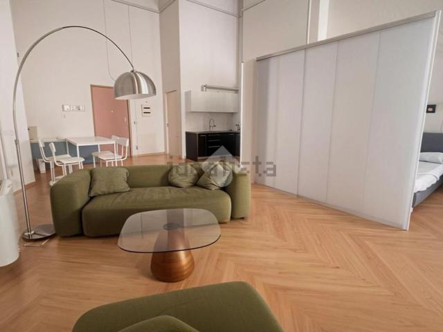 Appartamento in affitto di 59 m² in Viale Giovanni Suzzani, 96