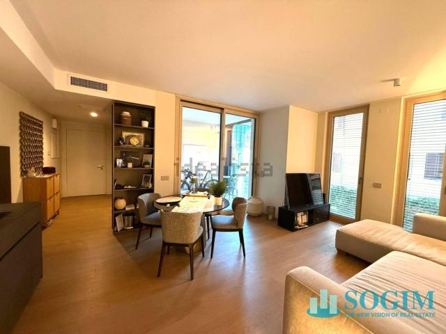 Appartamento in affitto di 63 m² in Via Alessio di Tocqueville, 15