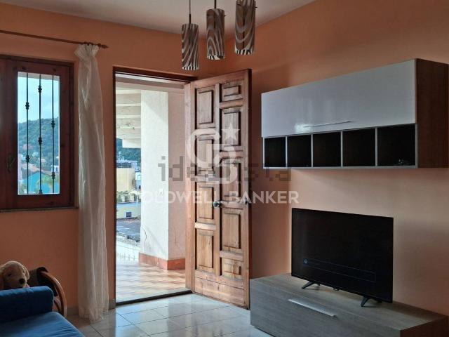 Appartamento in affitto di 63 m² in Via Fossa, 12