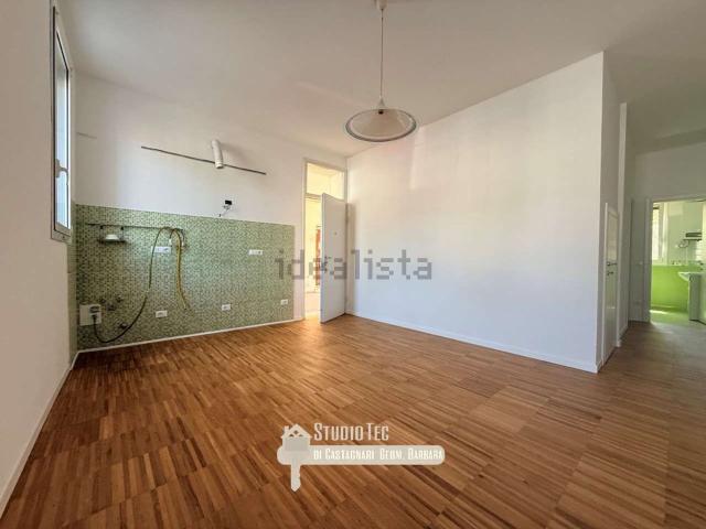 Appartamento in affitto di 60 m² in Circonvallazione Canale Molinetto, 1