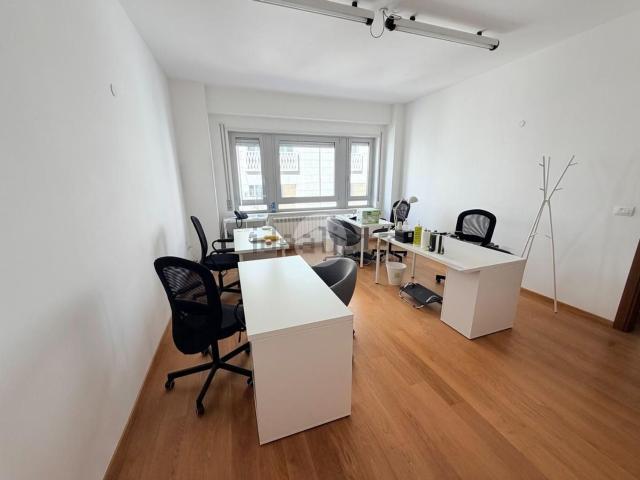 Appartamento in affitto di 60 m² in Corso Federico II, 58