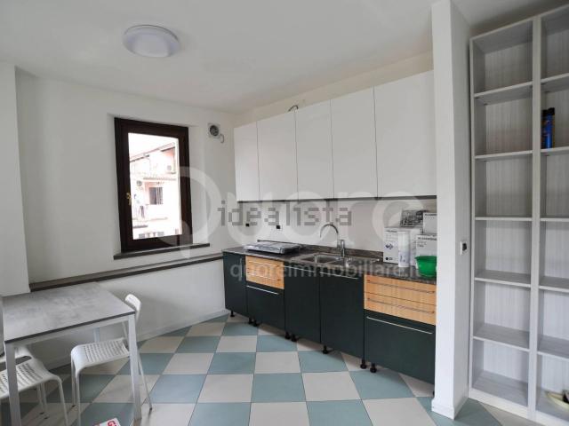 Appartamento in affitto di 60 m² in Via Tiberio Deciani, 8