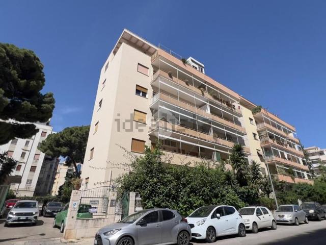 Appartamento in affitto di 60 m² in Via Veneto, 2