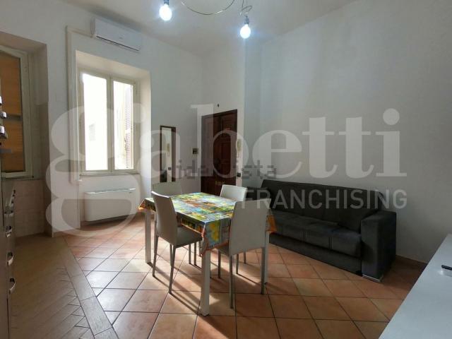 Appartamento in affitto di 60 m² in Via Vittorio Veneto, 4