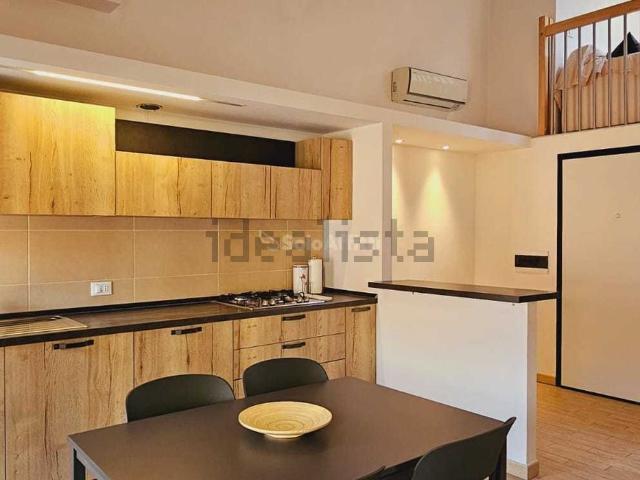 Appartamento in affitto di 60 m² in Via Alcide De Gasperi