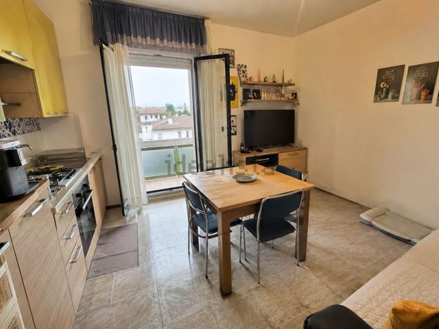 Appartamento in affitto di 60 m² in Via Bologna