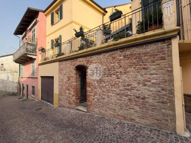 Appartamento in affitto di 60 m² in Via Caccia, 14