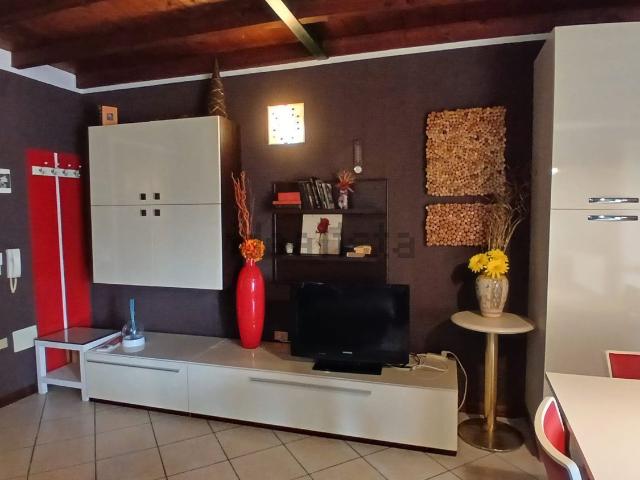 Appartamento in affitto di 60 m² in Via Chiesa