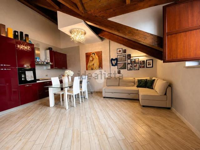 Appartamento in affitto di 60 m² in Via Colombetto, 34