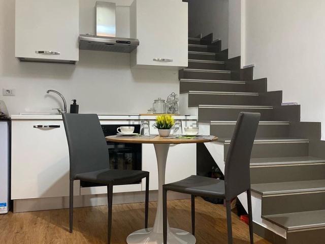 Appartamento in affitto di 60 m² in Via Filippo Bacile, 10