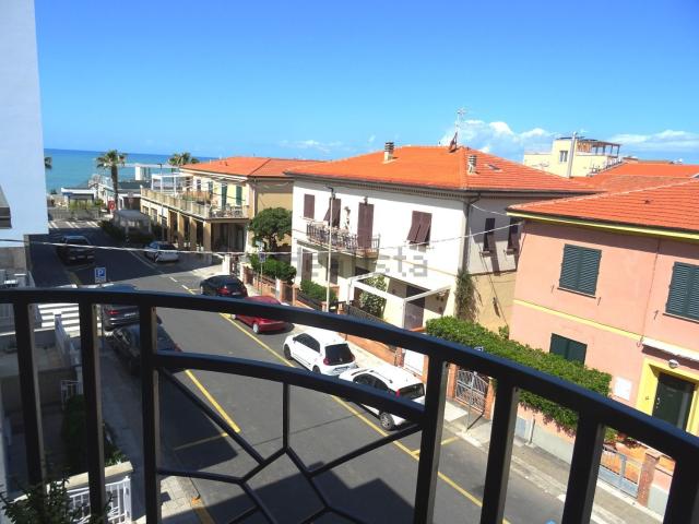 Appartamento in affitto di 60 m² in Via Firenze, 6