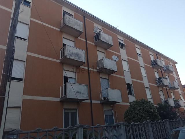 Appartamento in affitto di 60 m² in Via Flavio Gioia, 3