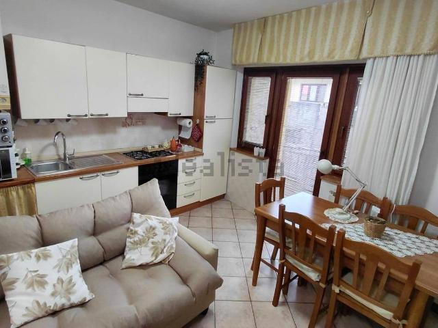 Appartamento in affitto di 60 m² in Via Fratelli Rosselli