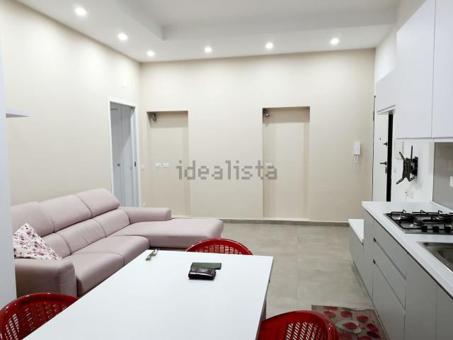 Appartamento in affitto di 60 m² in Via ipponio, 33