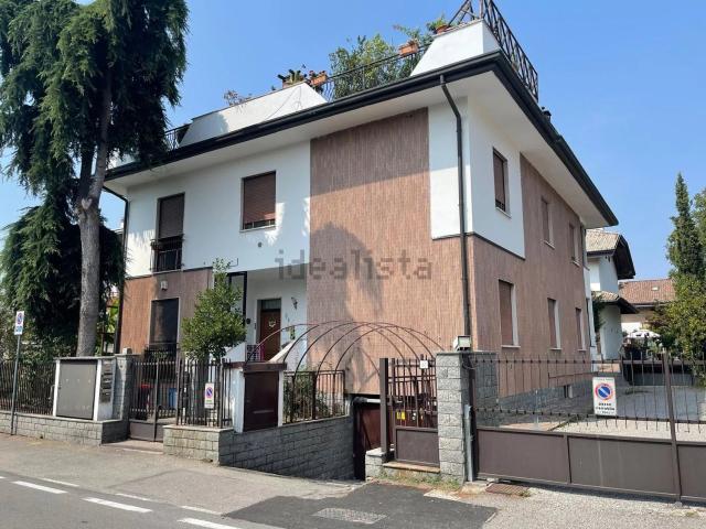 Appartamento in affitto di 60 m² in Via Marche, 46