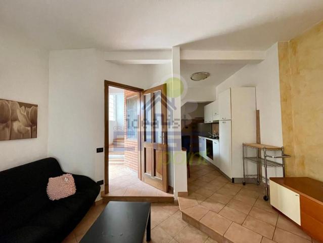 Appartamento in affitto di 60 m² in Via Montanara