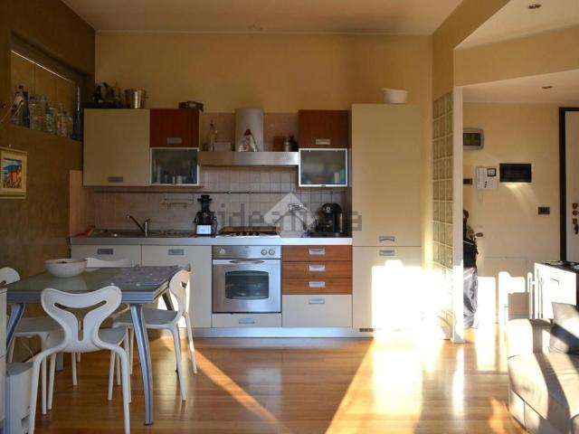 Appartamento in affitto di 60 m² in Via P. Togliatti, 27