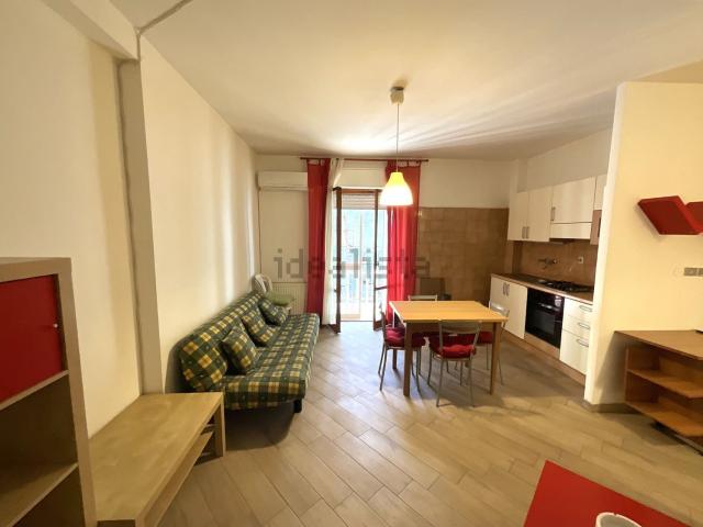 Appartamento in affitto di 60 m² in Via Roberto Giuffrida Castorina