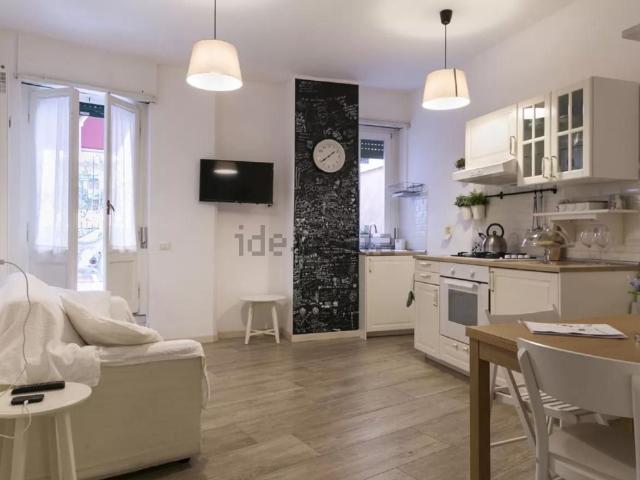 Appartamento in affitto di 60 m² in Via Sinuessa, 15