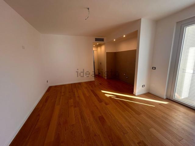 Appartamento in affitto di 60 m² in Viale del Sole, 40