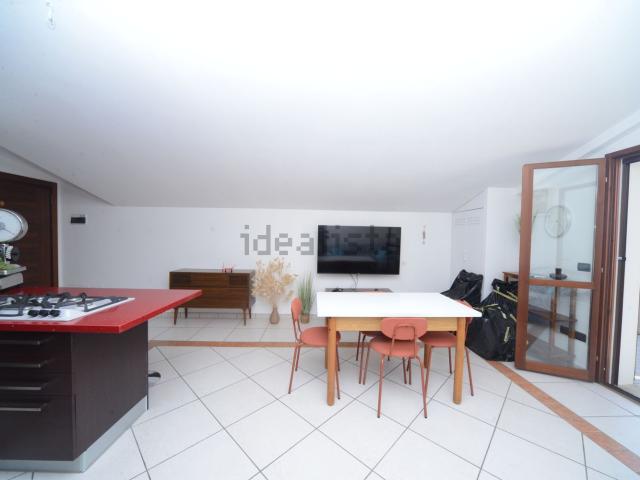 Appartamento in affitto di 60 m² in Viale Fratelli Sintoni, 39