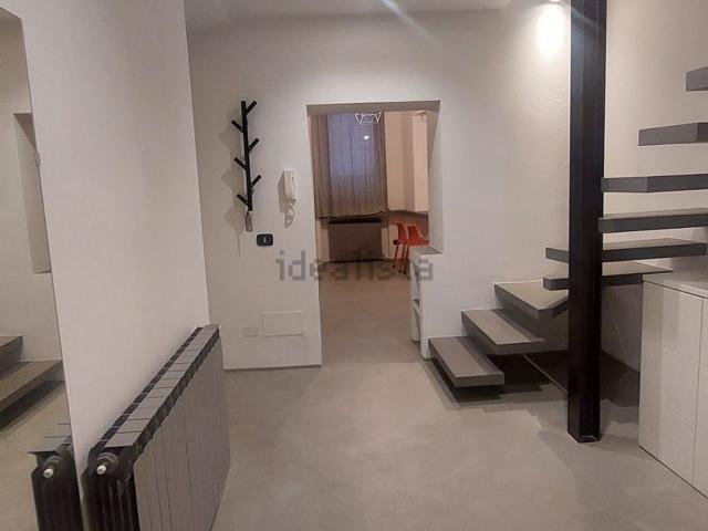 Appartamento in affitto di 61 m² in Via Vescovado, 11