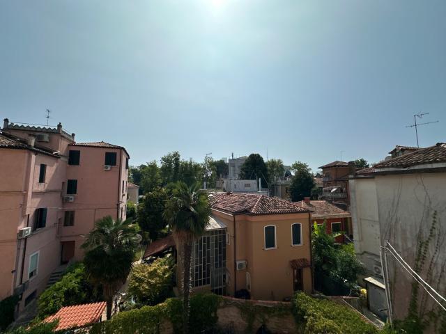 Appartamento in affitto di 61 m² in Via Candia, 1