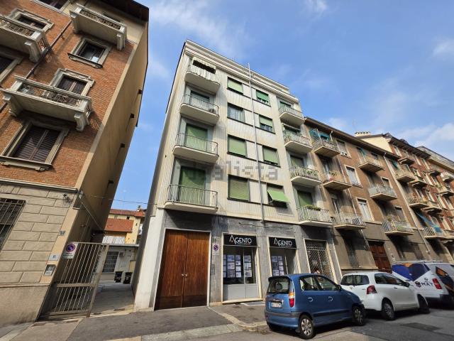 Appartamento in affitto di 61 m² in Via Domodossola, 29