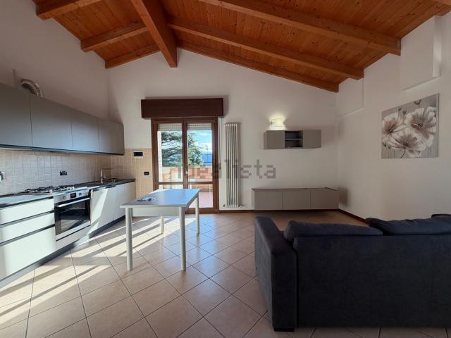 Appartamento in affitto di 61 m² in Via Michelangelo Buonarroti