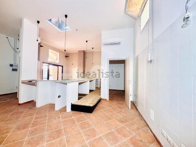 Appartamento in affitto di 61 m² in Via Pavesi, 11