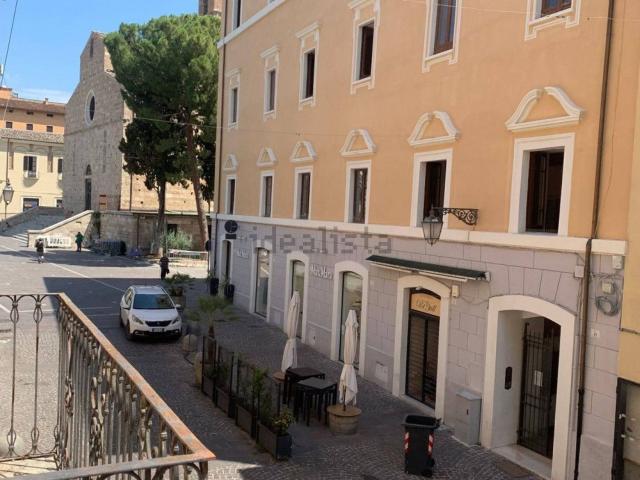 Appartamento in affitto di 62 m² in Via Vittorio Veneto, 12
