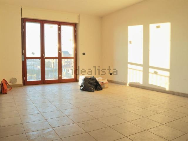 Appartamento in affitto di 62 m² in Via Dante, 18