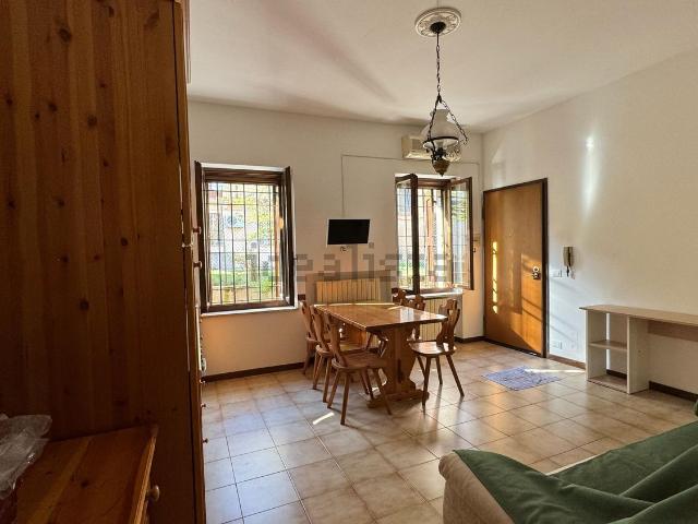 Appartamento in affitto di 62 m² in Via Redipuglia, 13