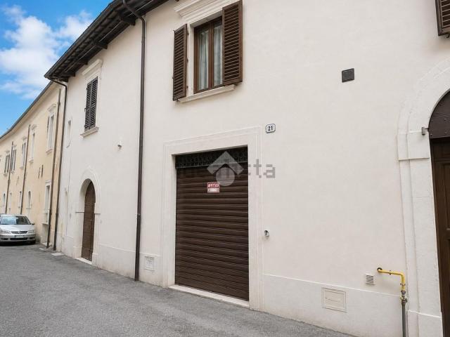 Appartamento in affitto di 62 m² in Via San Marciano, 21