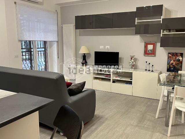Appartamento in affitto di 67 m² in Via Marco Celio Rufo, 48