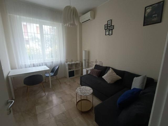 Appartamento in affitto di 64 m² in Via Andrea Maffei
