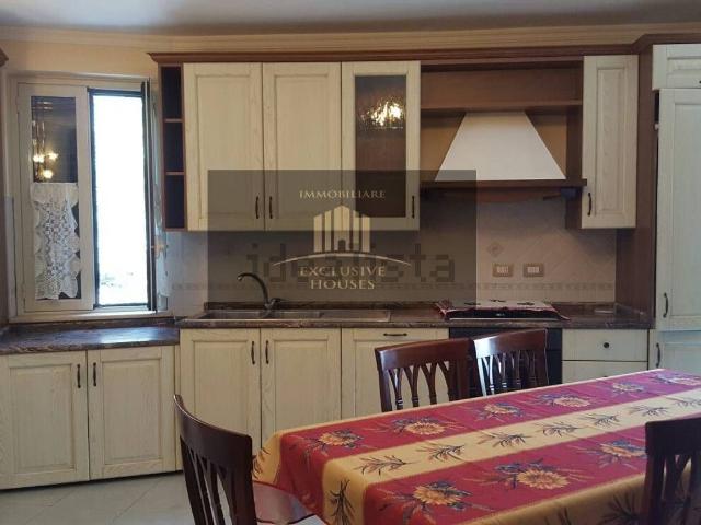 Appartamento in affitto di 64 m² in Via Paternò di Biscari