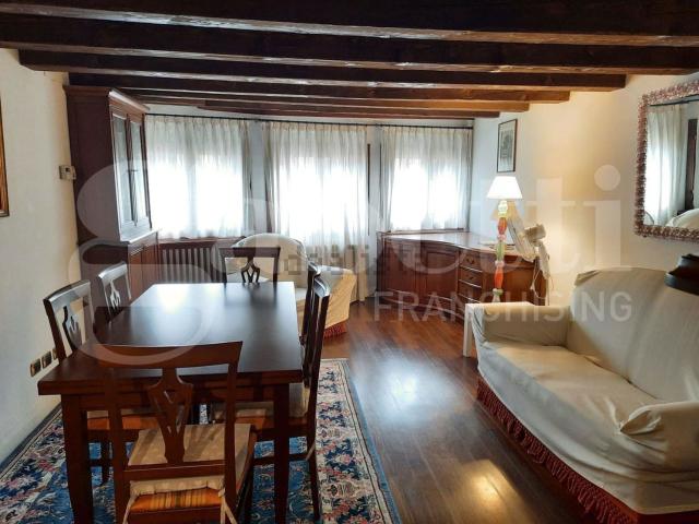 Appartamento in affitto di 65 m² in Calle Seconda de la Fava