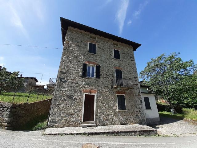 Appartamento in affitto di 65 m² in Contrada Moroni, 141