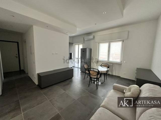 Appartamento in affitto di 65 m² in Corso Torino, 4