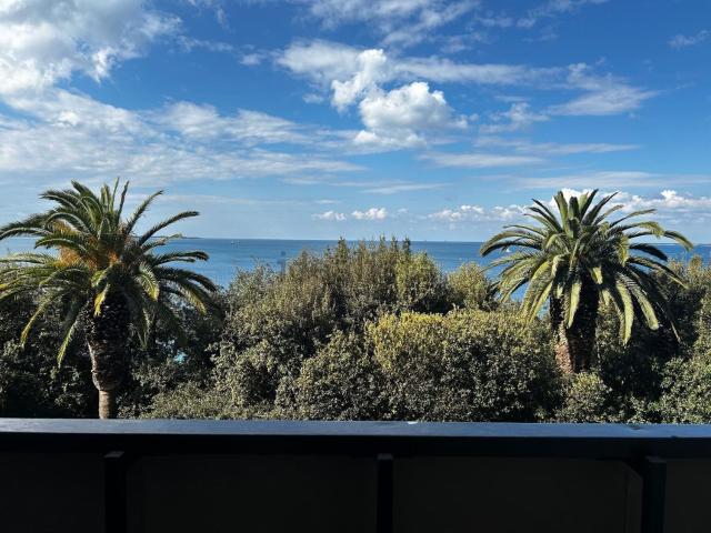Appartamento in affitto di 65 m² in Lungomare Vittorio Emanuele III, 15