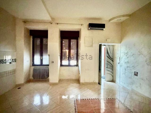 Appartamento in affitto di 65 m² in Via Vincenzo de Giaxa, 2