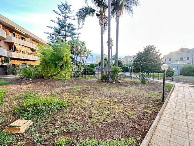 Appartamento in affitto di 65 m² in Via Alessandro Fleming